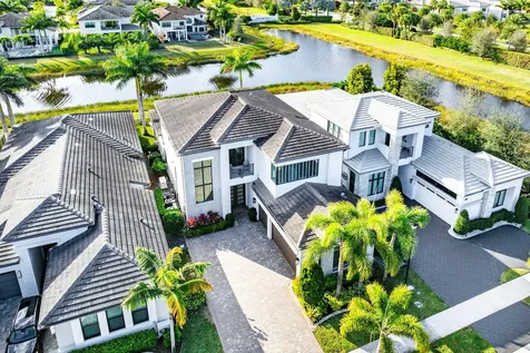 17317 Santaluce Manor Boca Raton FL 33496