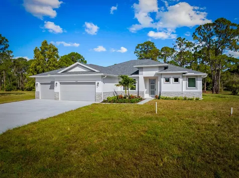 10652 Lighter Wood Lane Fort Pierce FL 34945
