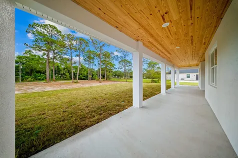 10652 Lighter Wood Lane Fort Pierce FL 34945