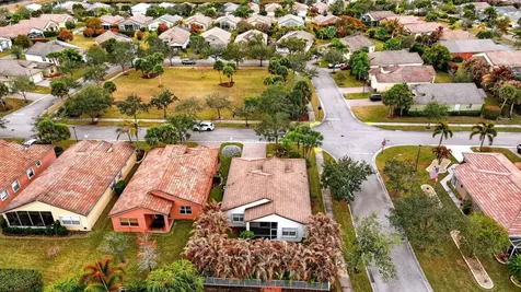 10672 Sw Gingermill Drive Port Saint Lucie FL 34987