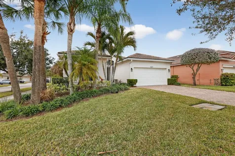 10672 Sw Gingermill Drive Port Saint Lucie FL 34987