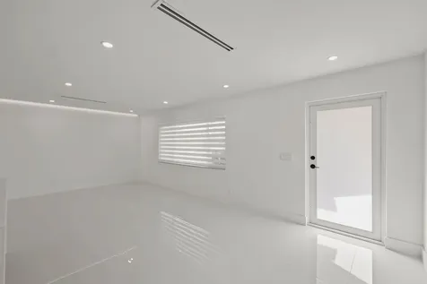979 Nw 8th Street Boca Raton FL 33486