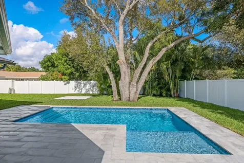 979 Nw 8th Street Boca Raton FL 33486
