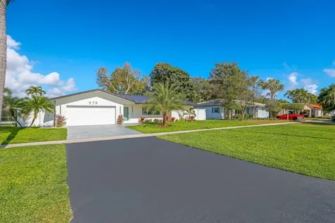 979 Nw 8th Street Boca Raton FL 33486