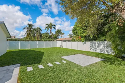 979 Nw 8th Street Boca Raton FL 33486