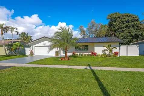 979 Nw 8th Street Boca Raton FL 33486