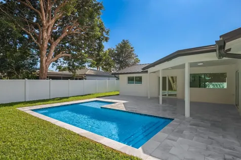 979 Nw 8th Street Boca Raton FL 33486