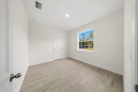 7609 Santa Clara Boulevard Fort Pierce FL 34951
