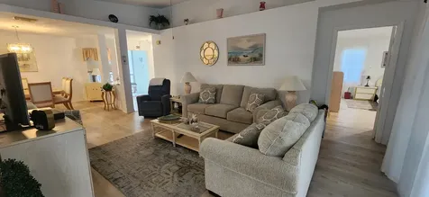 6049 Travelers Way Fort Pierce FL 34982