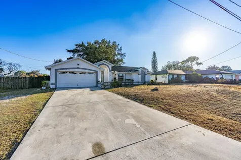298 Sw Eyerly Avenue Port Saint Lucie FL 34953