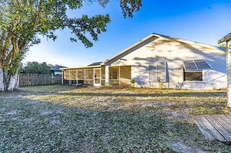 298 Sw Eyerly Avenue Port Saint Lucie FL 34953