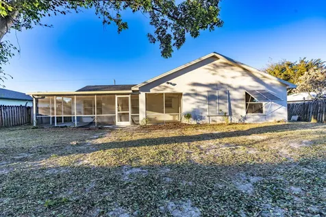 298 Sw Eyerly Avenue Port Saint Lucie FL 34953