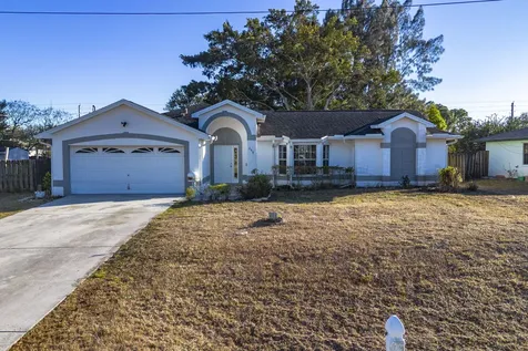 298 Sw Eyerly Avenue Port Saint Lucie FL 34953