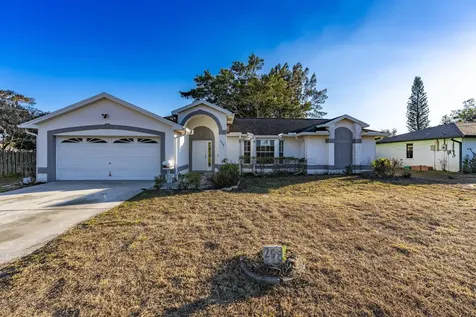 298 Sw Eyerly Avenue Port Saint Lucie FL 34953