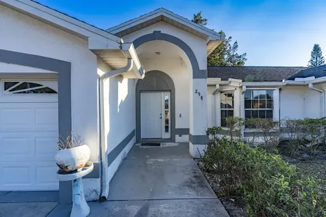 298 Sw Eyerly Avenue Port Saint Lucie FL 34953