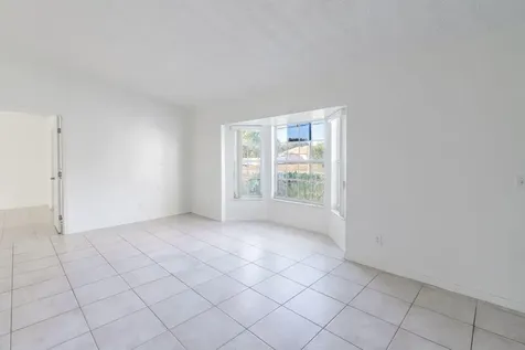 298 Sw Eyerly Avenue Port Saint Lucie FL 34953