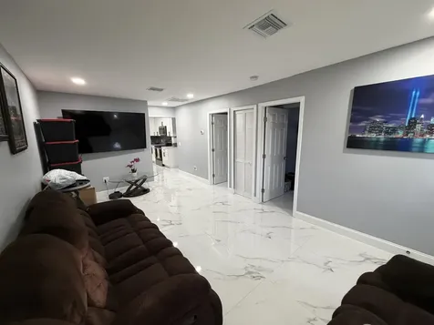 1606 S 45 Street Tampa FL 33619