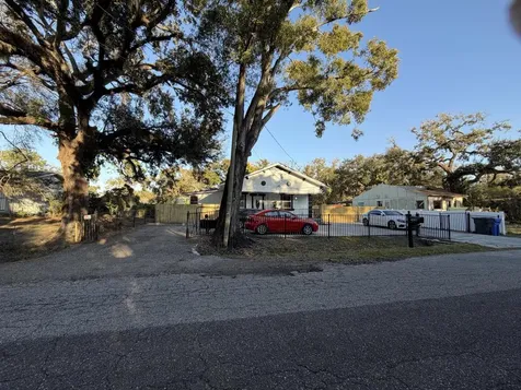 1606 S 45 Street Tampa FL 33619