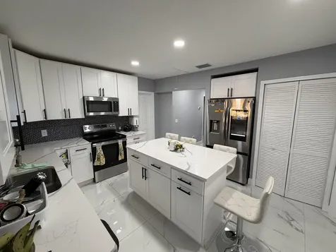 1606 S 45 Street Tampa FL 33619