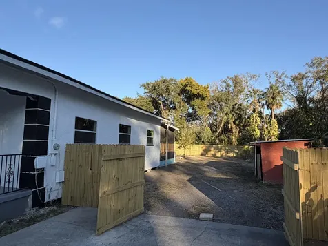 1606 S 45 Street Tampa FL 33619