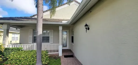 122 NW Swann Mill Circle Port Saint Lucie FL 34986