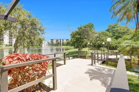 2334 S Cypress Bend Drive Pompano Beach FL 33069