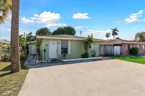 1012 Green Street West Palm Beach FL 33405