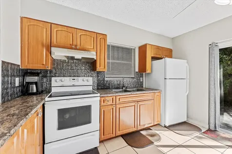 1012 Green Street West Palm Beach FL 33405