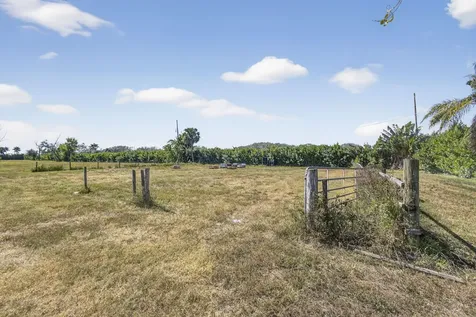 16296 Deer Path Lane Wellington FL 33470