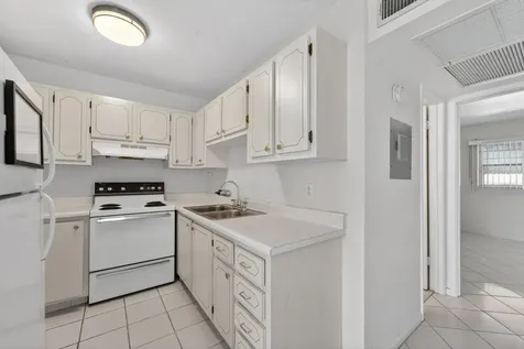 401 N J Street Lake Worth Beach FL 33460