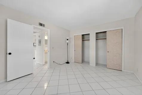 401 N J Street Lake Worth Beach FL 33460