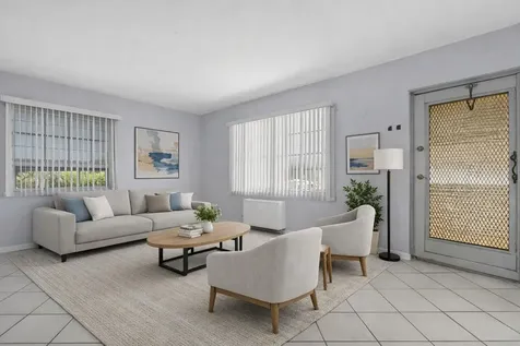 401 N J Street Lake Worth Beach FL 33460