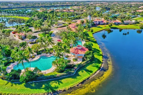 7139 Crystal Lake Drive West Palm Beach FL 33411