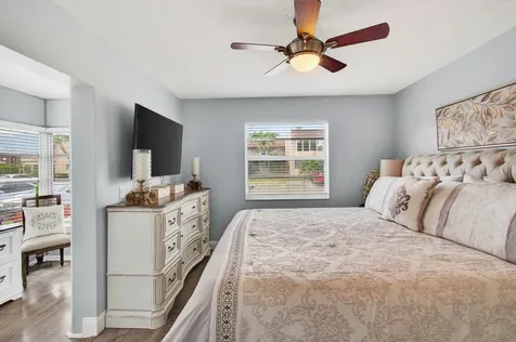 292 Piedmont G Delray Beach FL 33484