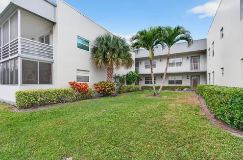 292 Piedmont G Delray Beach FL 33484