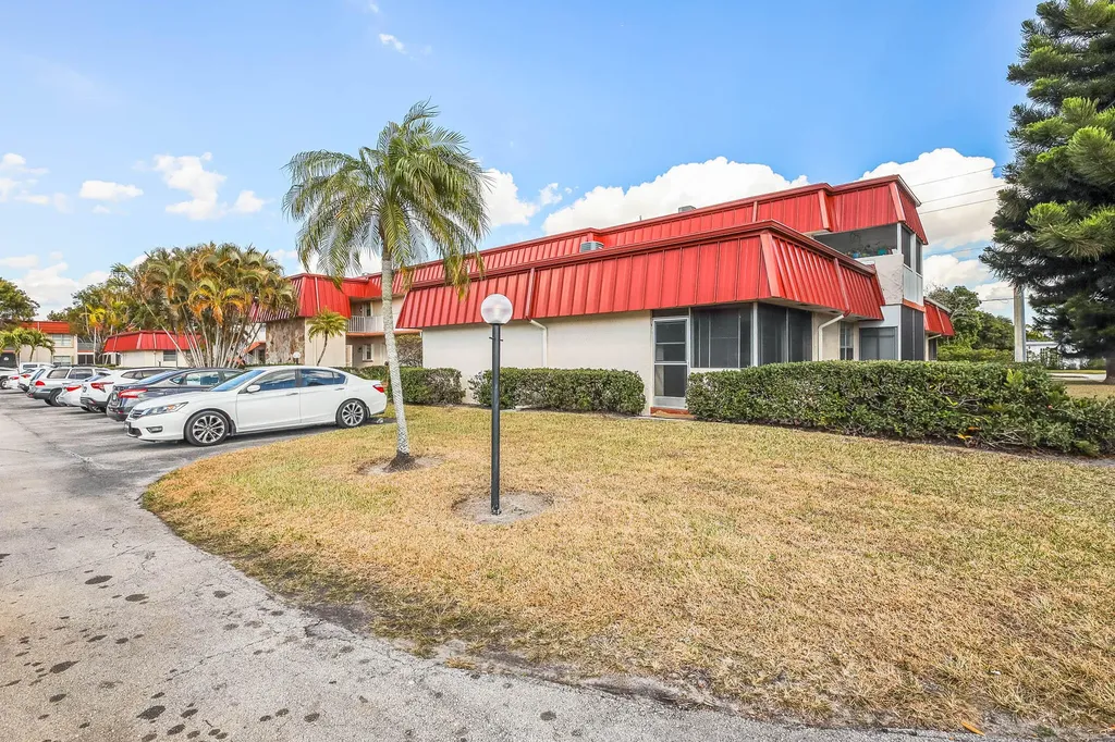12013 Greenway Circle Royal Palm Beach FL 33411