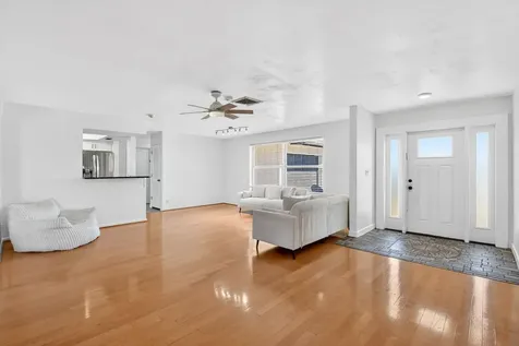 3651 Palm Drive Riviera Beach FL 33404