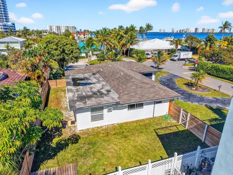 3651 Palm Drive Riviera Beach FL 33404