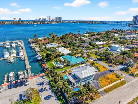 3651 Palm Drive Riviera Beach FL 33404