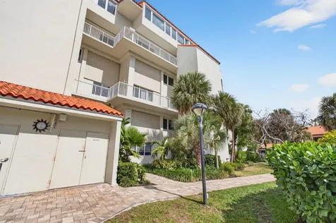 3908 S Ocean Boulevard Highland Beach FL 33487
