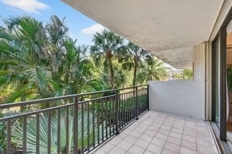 3908 S Ocean Boulevard Highland Beach FL 33487
