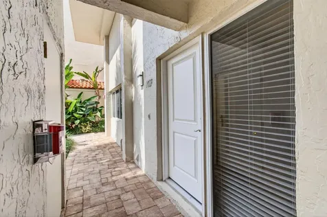 3908 S Ocean Boulevard Highland Beach FL 33487