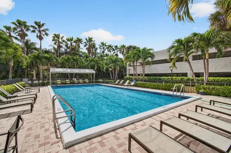 3908 S Ocean Boulevard Highland Beach FL 33487