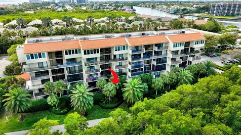 3908 S Ocean Boulevard Highland Beach FL 33487