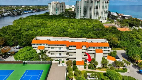 3908 S Ocean Boulevard Highland Beach FL 33487