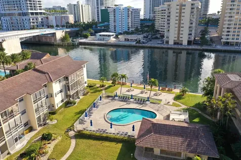 2600 Diana Drive Hallandale Beach FL 33009