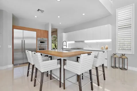 626 Hermitage Circle Palm Beach Gardens FL 33410