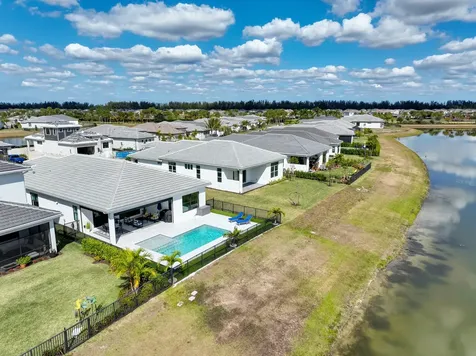 5402 Hutchinson Way Westlake FL 33470
