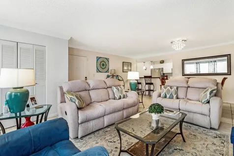 760 SE 2nd Avenue Deerfield Beach FL 33441