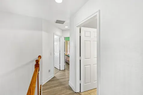677 Nw Marion Avenue Port Saint Lucie FL 34983